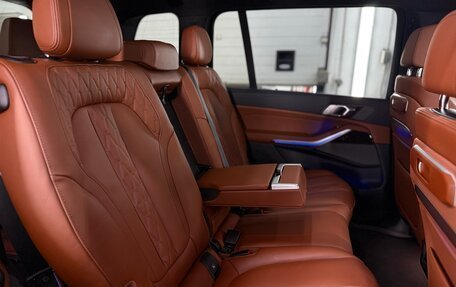 BMW X7, 2026 год, 19 000 000 рублей, 31 фотография