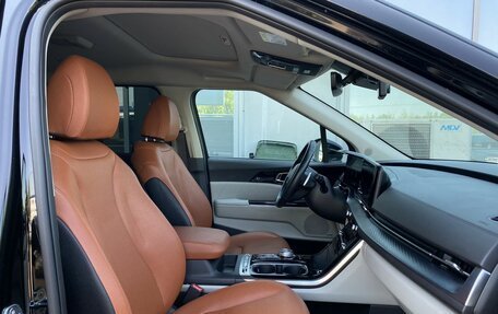 KIA Carnival, 2023 год, 4 299 000 рублей, 30 фотография