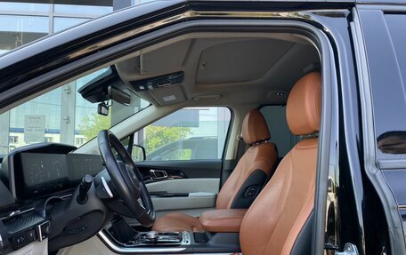KIA Carnival, 2023 год, 4 299 000 рублей, 28 фотография