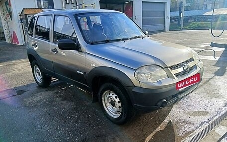 Chevrolet Niva I рестайлинг, 2012 год, 437 000 рублей, 4 фотография