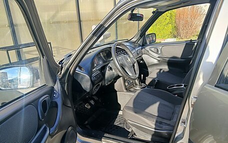Chevrolet Niva I рестайлинг, 2012 год, 437 000 рублей, 5 фотография
