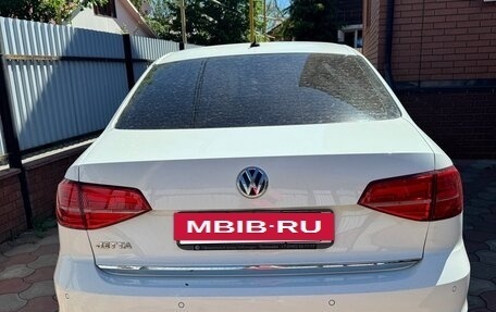 Volkswagen Jetta VI, 2016 год, 1 550 000 рублей, 2 фотография