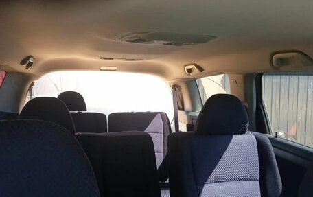 Honda Odyssey III, 2004 год, 850 000 рублей, 2 фотография