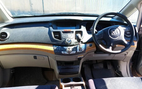 Honda Odyssey III, 2004 год, 850 000 рублей, 4 фотография
