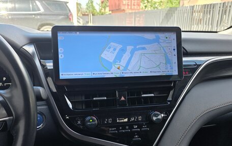 Toyota Camry, 2023 год, 3 700 000 рублей, 9 фотография