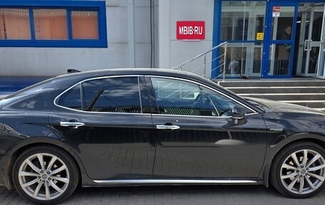 Toyota Camry, 2023 год, 3 700 000 рублей, 4 фотография