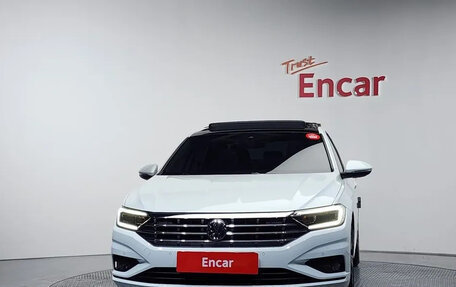 Volkswagen Jetta VII, 2021 год, 1 605 777 рублей, 2 фотография