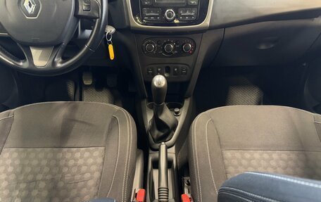 Renault Logan II, 2016 год, 750 000 рублей, 13 фотография