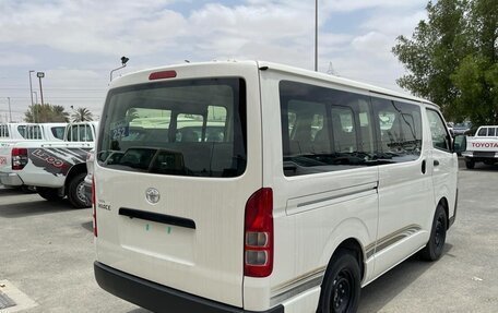 Toyota HiAce H200, 2026 год, 4 500 000 рублей, 3 фотография