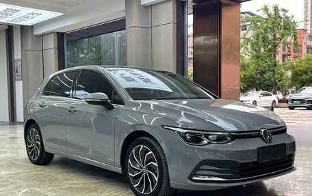 Volkswagen Golf VIII, 2021 год, 1 470 778 рублей, 3 фотография