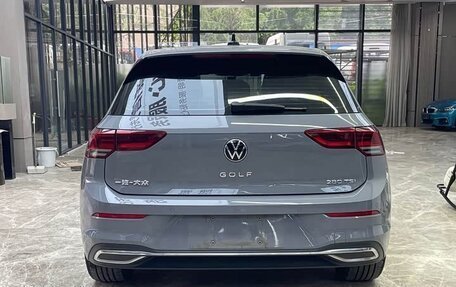 Volkswagen Golf VIII, 2021 год, 1 470 778 рублей, 5 фотография
