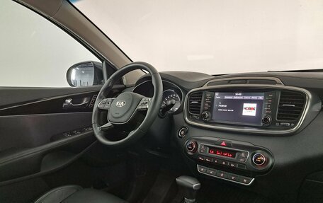 KIA Sorento III Prime рестайлинг, 2020 год, 3 390 000 рублей, 17 фотография