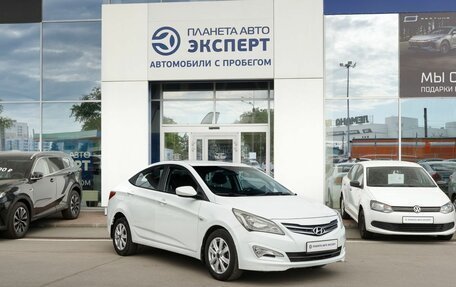 Hyundai Solaris II рестайлинг, 2015 год, 800 000 рублей, 4 фотография