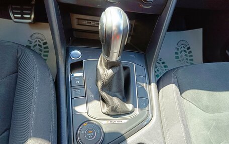 Volkswagen Tiguan II, 2018 год, 2 749 995 рублей, 21 фотография