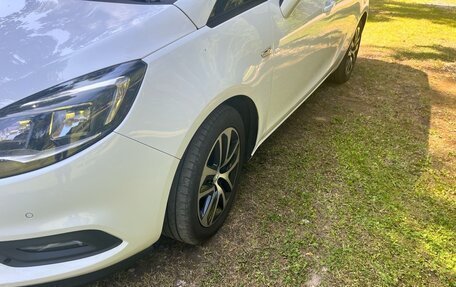 Opel Zafira C рестайлинг, 2019 год, 1 450 000 рублей, 1 фотография