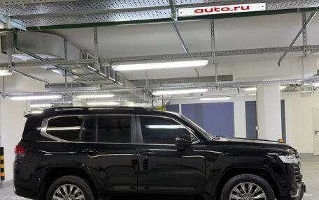 Toyota Land Cruiser, 2025 год, 21 000 000 рублей, 6 фотография