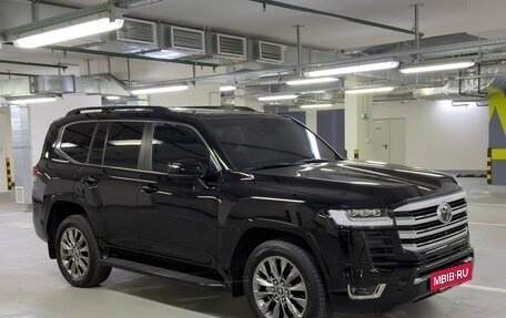 Toyota Land Cruiser, 2025 год, 21 000 000 рублей, 7 фотография
