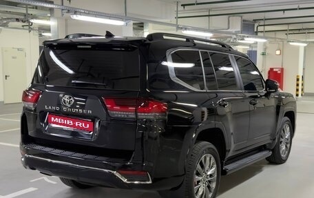 Toyota Land Cruiser, 2025 год, 21 000 000 рублей, 5 фотография