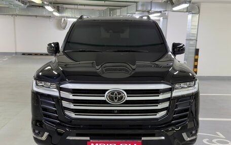 Toyota Land Cruiser, 2025 год, 21 000 000 рублей, 8 фотография