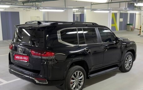 Toyota Land Cruiser, 2025 год, 21 000 000 рублей, 10 фотография