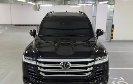 Toyota Land Cruiser, 2025 год, 21 000 000 рублей, 11 фотография