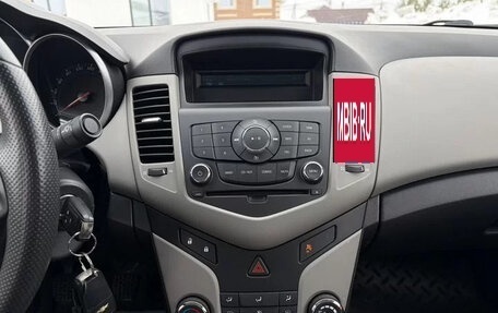 Chevrolet Cruze II, 2012 год, 900 000 рублей, 16 фотография