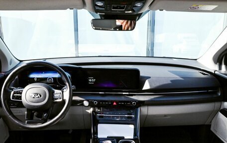 KIA Carnival, 2021 год, 4 500 000 рублей, 22 фотография