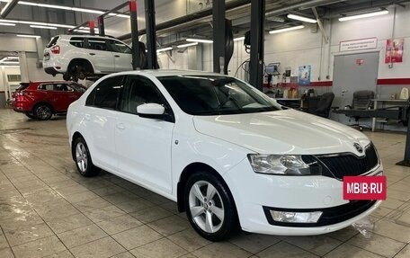 Skoda Rapid I, 2017 год, 1 075 000 рублей, 8 фотография