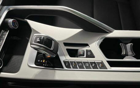 Geely Coolray I, 2022 год, 1 680 000 рублей, 11 фотография