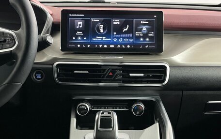 Geely Coolray I, 2022 год, 1 680 000 рублей, 10 фотография