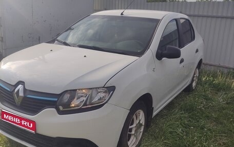 Renault Logan II, 2015 год, 485 000 рублей, 1 фотография
