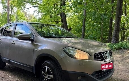 Nissan Qashqai, 2010 год, 830 000 рублей, 1 фотография