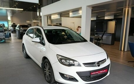 Opel Astra J, 2014 год, 949 000 рублей, 1 фотография