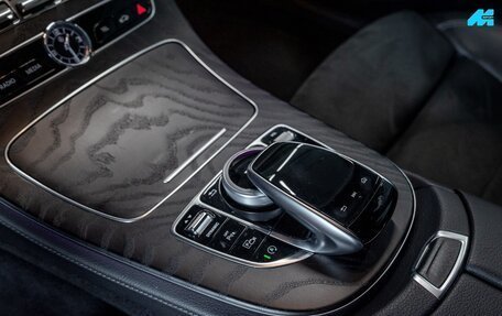 Mercedes-Benz E-Класс, 2019 год, 3 799 000 рублей, 25 фотография