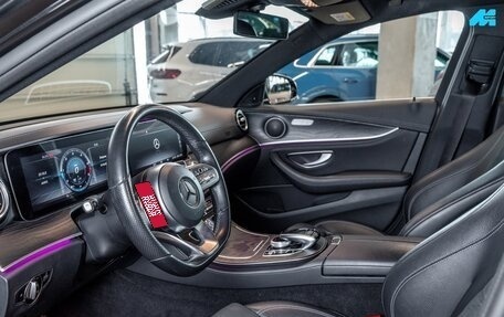 Mercedes-Benz E-Класс, 2019 год, 3 799 000 рублей, 18 фотография