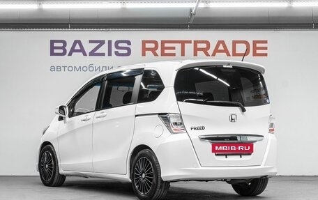 Honda Freed I, 2011 год, 900 000 рублей, 7 фотография