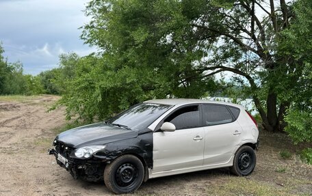 Hyundai i30 I, 2010 год, 299 999 рублей, 2 фотография