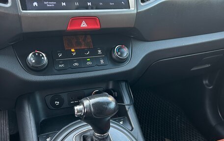 KIA Sportage III, 2010 год, 1 300 000 рублей, 6 фотография