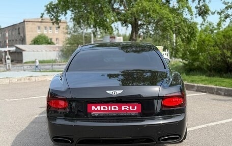 Bentley Flying Spur II, 2017 год, 8 500 000 рублей, 6 фотография