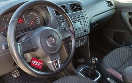 Volkswagen Polo VI (EU Market), 2013 год, 760 000 рублей, 15 фотография