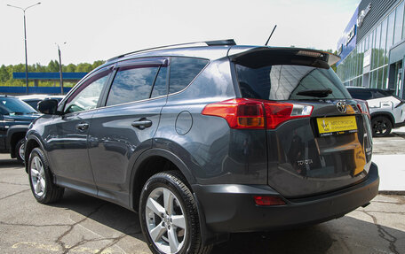Toyota RAV4, 2015 год, 2 175 000 рублей, 9 фотография