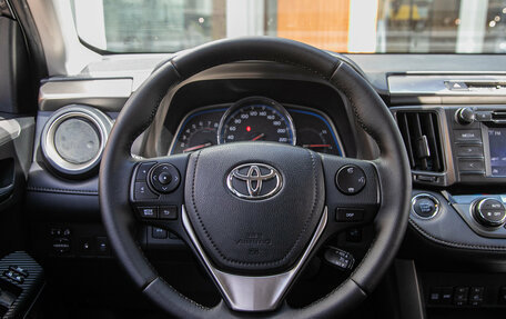 Toyota RAV4, 2015 год, 2 175 000 рублей, 17 фотография
