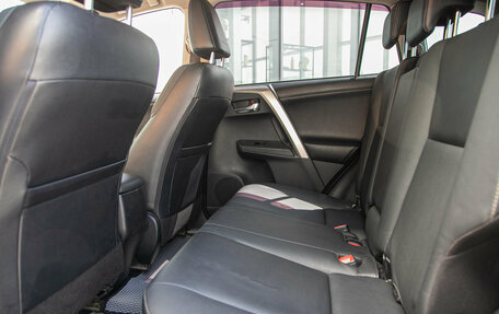 Toyota RAV4, 2015 год, 2 175 000 рублей, 16 фотография