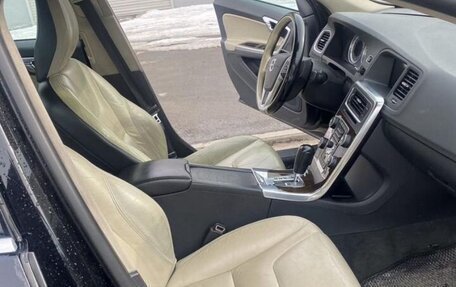 Volvo S60 III, 2011 год, 465 000 рублей, 2 фотография