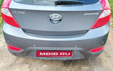 Hyundai Solaris II рестайлинг, 2013 год, 600 000 рублей, 1 фотография