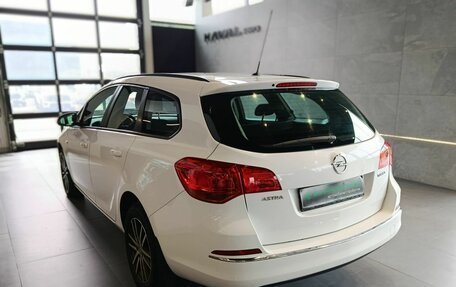 Opel Astra J, 2014 год, 949 000 рублей, 6 фотография