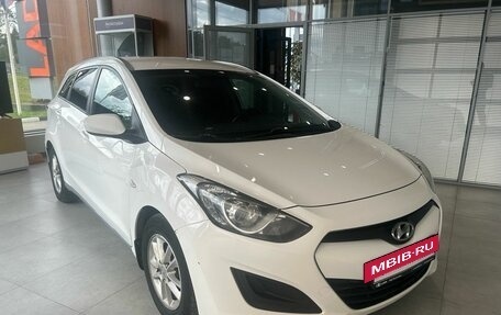 Hyundai i30 II рестайлинг, 2013 год, 629 000 рублей, 3 фотография