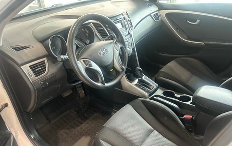 Hyundai i30 II рестайлинг, 2013 год, 629 000 рублей, 7 фотография