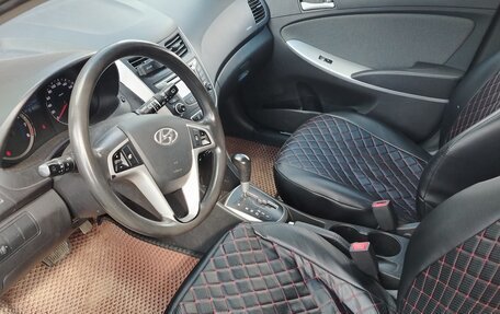 Hyundai Solaris II рестайлинг, 2013 год, 600 000 рублей, 8 фотография