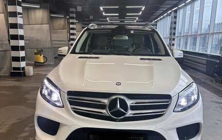 Mercedes-Benz GLE, 2015 год, 4 250 000 рублей, 2 фотография